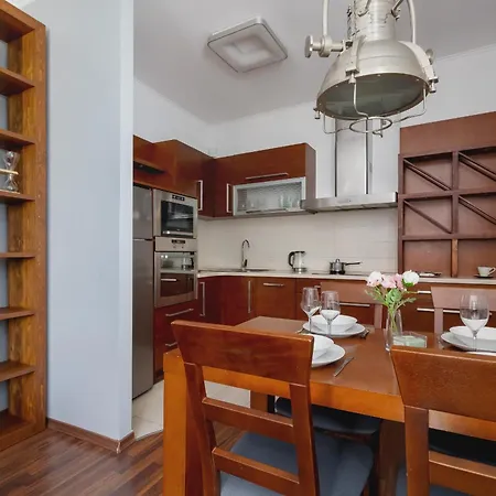 Asnyka Rodzinny Apartament W Centrum Krakowa By Renters * Kraków